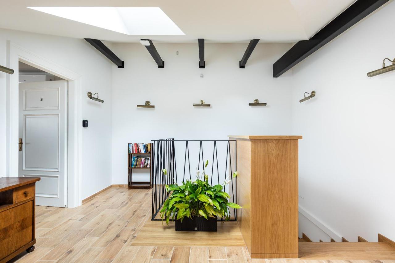 Palac Zieleniewskich Apartamenty Sw Marka 31 Cracovia Exterior foto